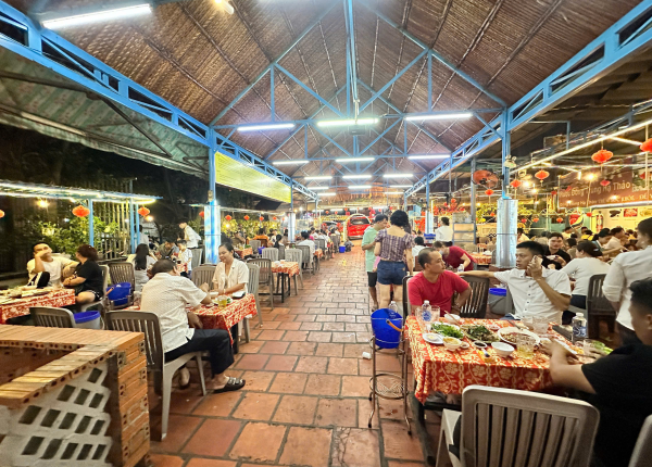 Dê Núi Hoa Cà