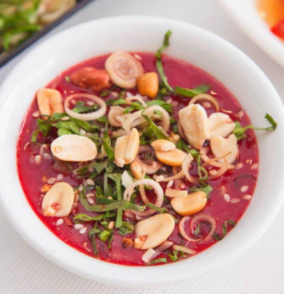 Tiết canh thập cẩm hấp